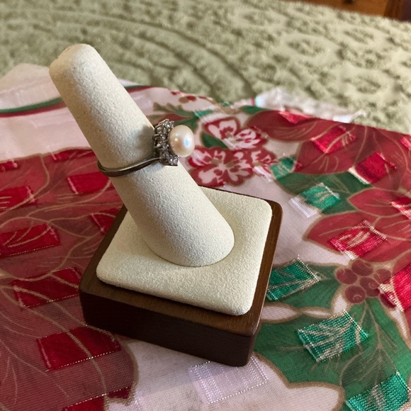 Pearl & Diamond Ring - Picture 2 of 4